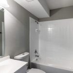 Oakside Bathroom White Tile